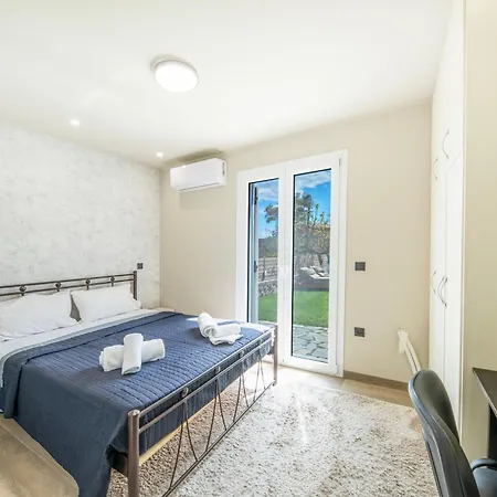 Kallistis Appartement *