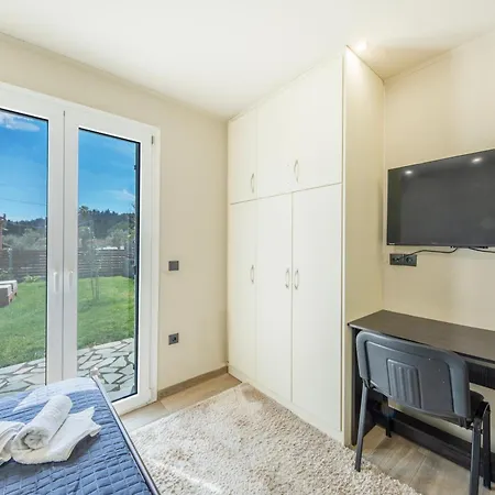 Apartman Kallistis *